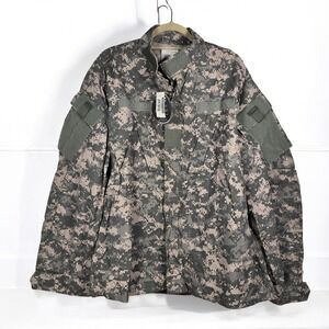Defender M Military Combat Jacket Large Regular Digital Camo Flame Resistant